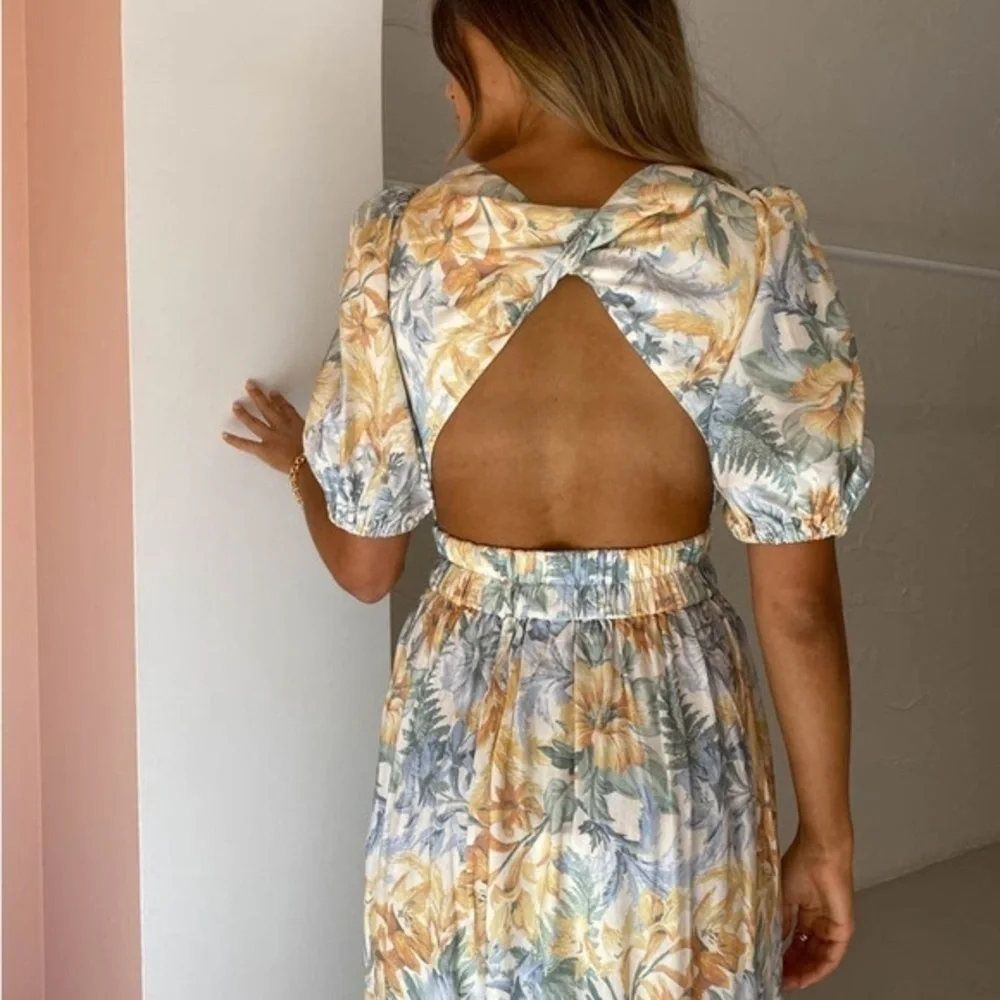 Significant Other Elina Maxi Dress Island Bouquet Floral Linen Open Back NWT 8 - Picture 10 of 14